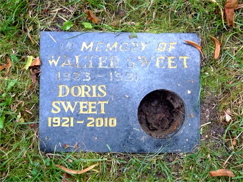 grave for doris heard